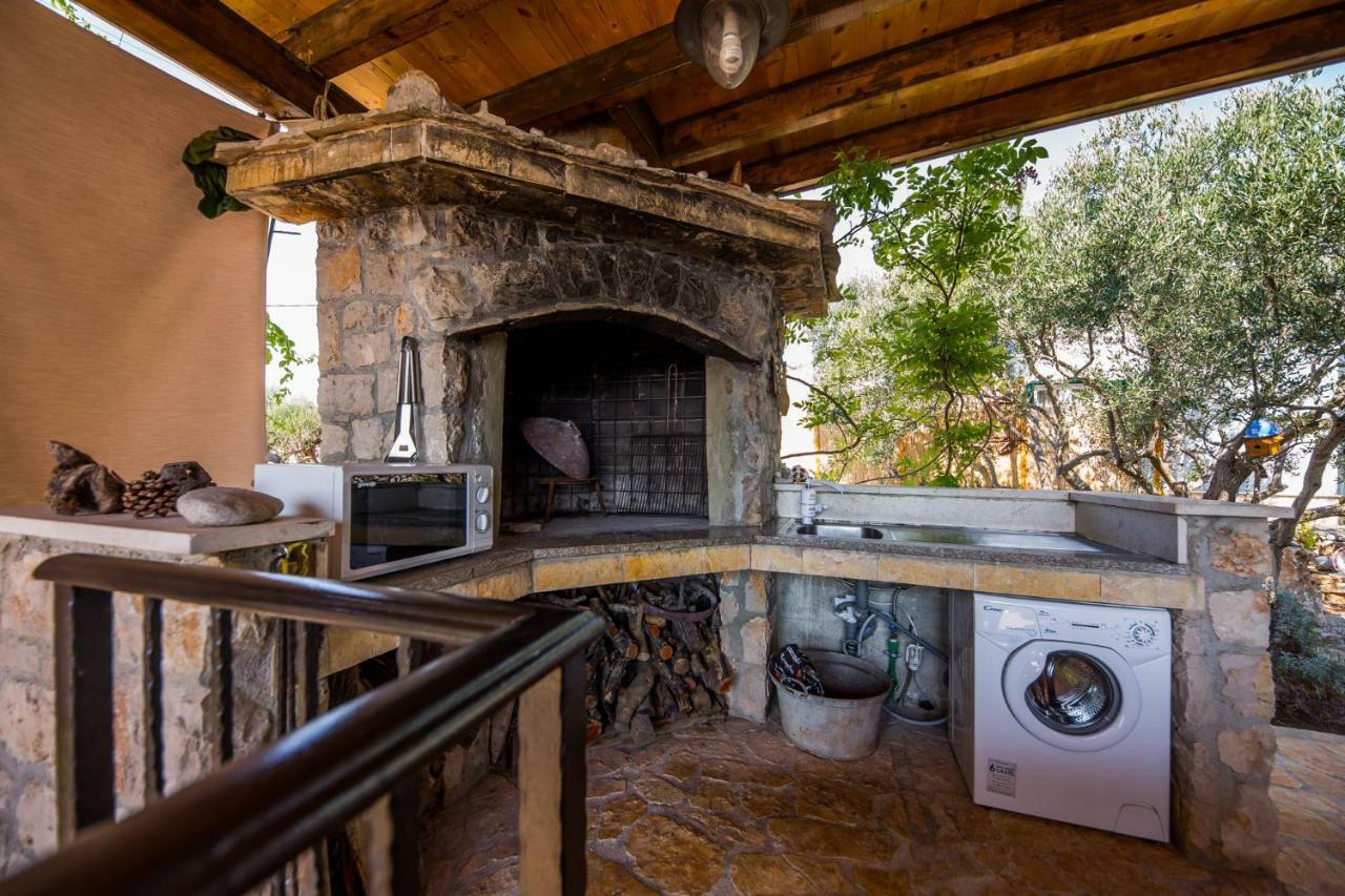Apartamento Mare&Karlo Drvenik Mali Exterior foto