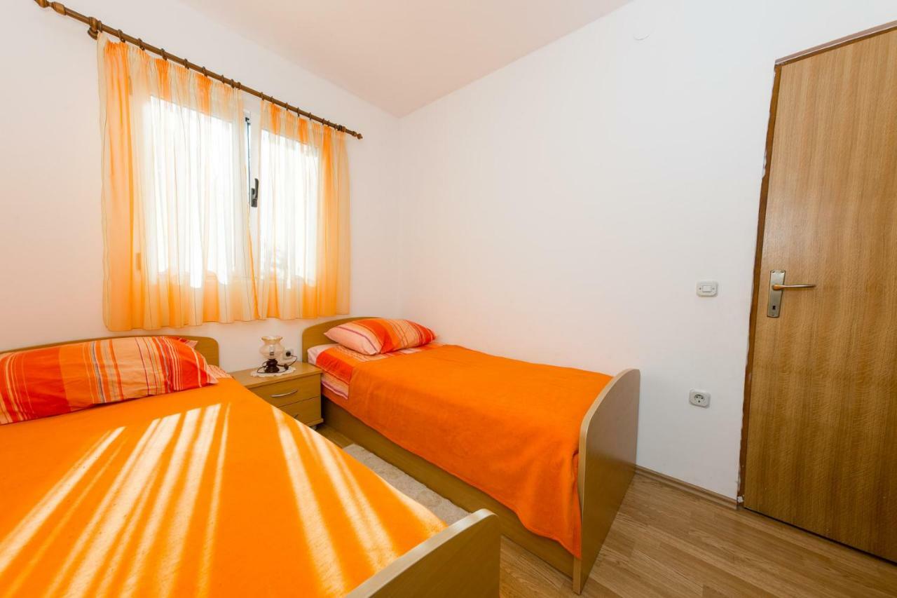 Apartamento Mare&Karlo Drvenik Mali Exterior foto