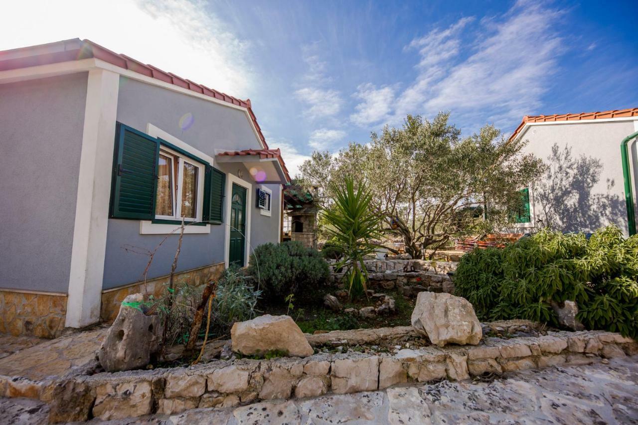 Apartamento Mare&Karlo Drvenik Mali Exterior foto